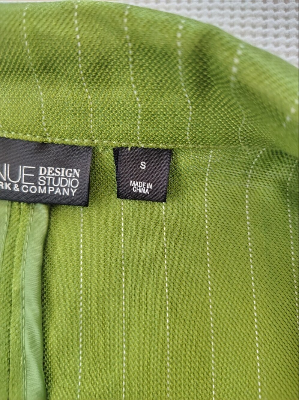 New York & Company Lime Green Pinstripe Blazer Size S - Picture 6 of 8